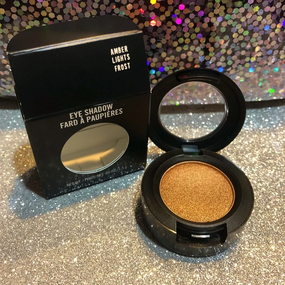 BNIB! MAC Eyeshadow single in Amber Lights Frost